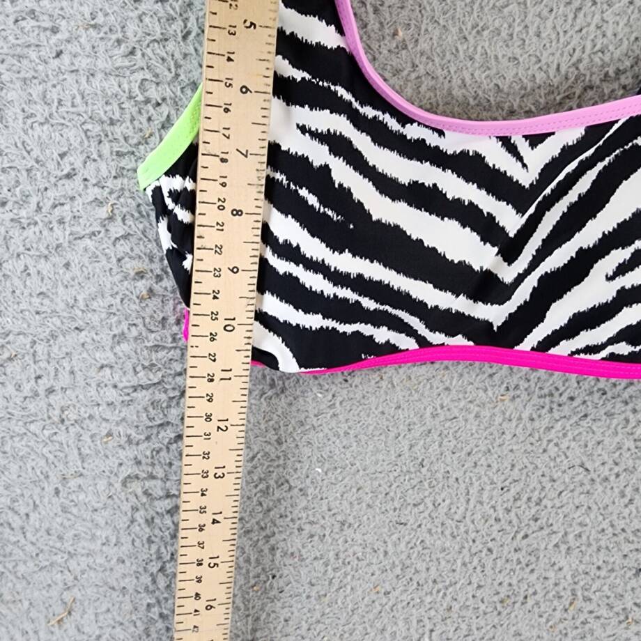 California Waves Printed Asymmetric Bikini Top Juniors M Multi Hook & Eye Back +