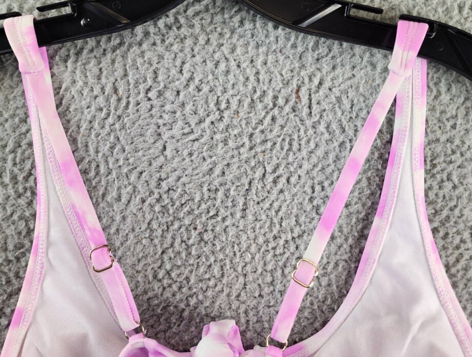 California Waves V-Wire Bralette Bikini Top Juniors L Pink Tie Dye Adjustable