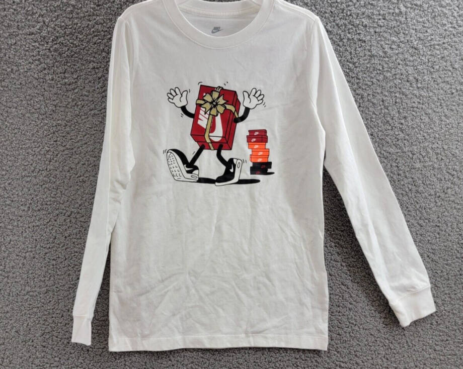 Nike Sportswear Printed T-Shirt Big Kids L White Multi Crew Neck Long-Sleeve