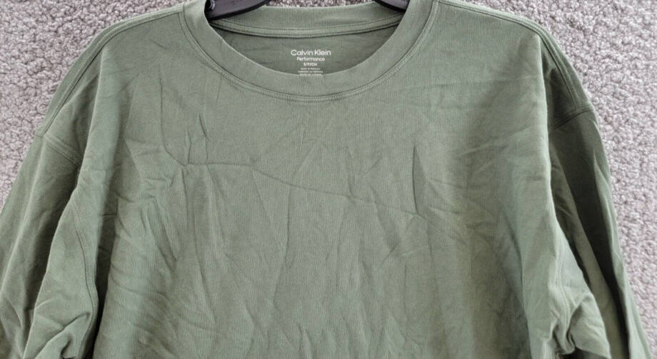 Calvin Klein Long-Sleeve Crew Neck T-Shirt Women's Small Thyme Solid Pullover