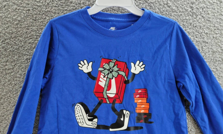 Nike The Nike Tee Printed T-Shirt Boy's M Game Royal Crewneck Pullover Style L/S