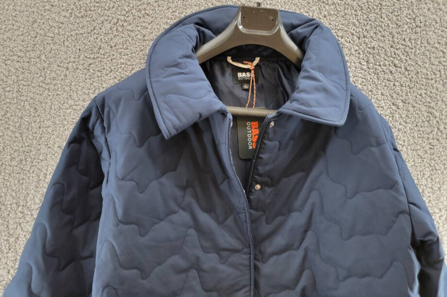 Bass Outdoor Quilted Jacket Women's L Navy Blazer Patch Pockets Snap Closure L/S
