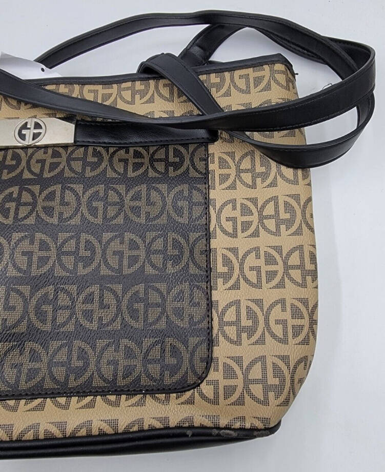 Giani Bernini Block Signature Hobo Bag Women's Beige/Black Top Zip Closure