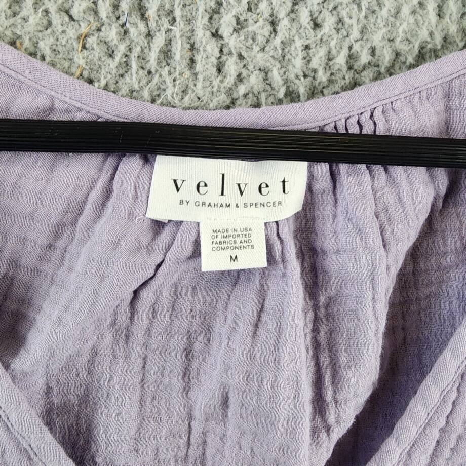Velvet by Graham & Spencer Breanna Flutter Sleeve Top Women's M Lilac Pullover