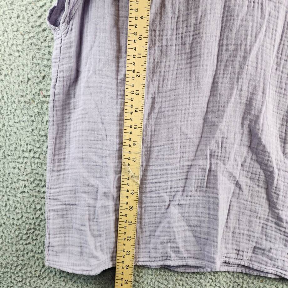 Velvet by Graham & Spencer Breanna Flutter Sleeve Top Women's M Lilac Pullover