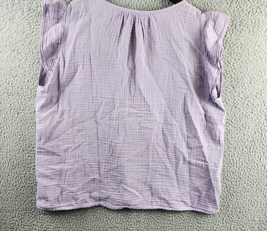 Velvet by Graham & Spencer Breanna Flutter Sleeve Top Women's M Lilac Pullover