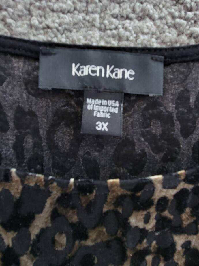 Karen Kane Plus Velvet Burnout Shirttail Top Women's 3X Brown Boat Neck Pullover