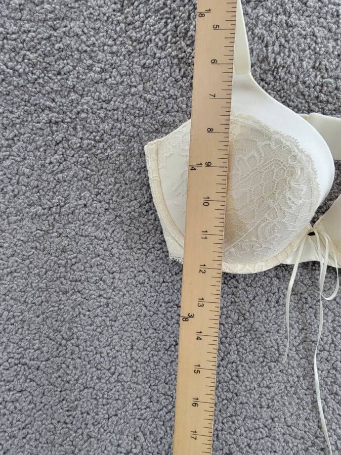 Calvin Klein Bridal Push Up Plunge Bra Women's 34D Vanilla Hook & Eye Closure