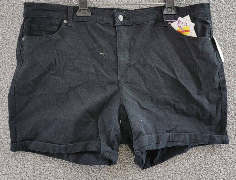 Gloria Vanderbilt Plus Size Amanda Bermuda Shorts Women's 20W Black Pockets Zip