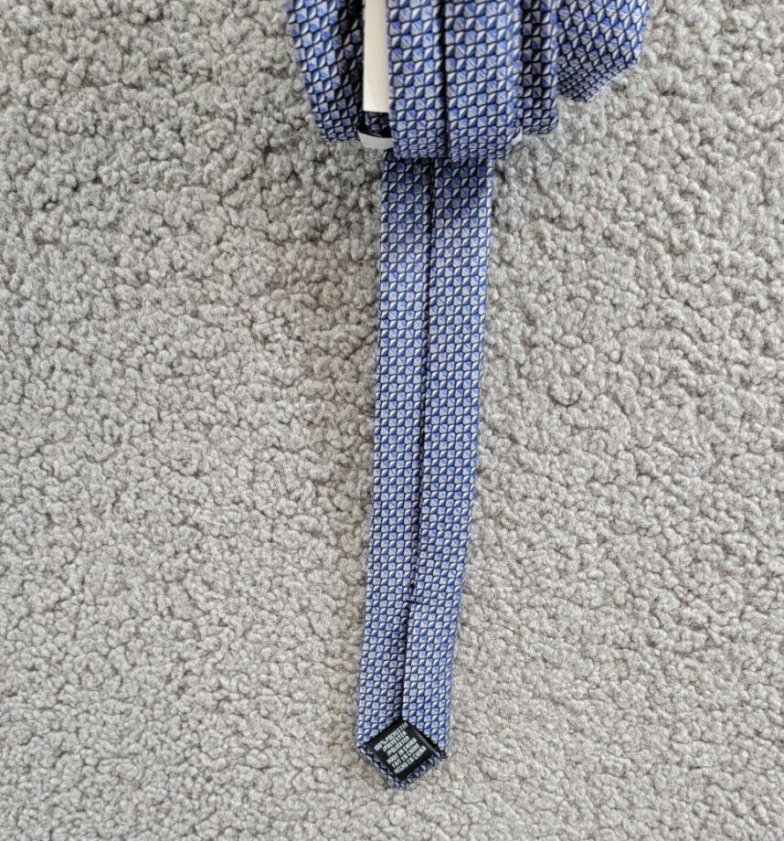 Perry Ellis Serrano Mini Neat Tie Men's One Size Navy Adjustable