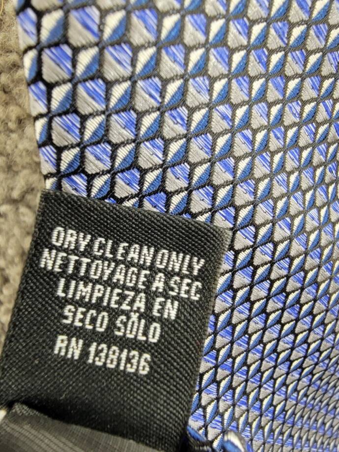 Perry Ellis Serrano Mini Neat Tie Men's One Size Navy Adjustable