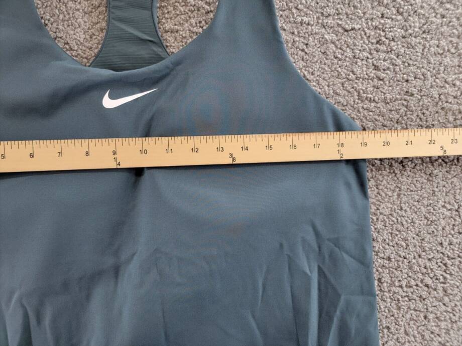 Nike Plus Size Active Medium-Support Padded Sports Tank Top Women's 2X Pullover