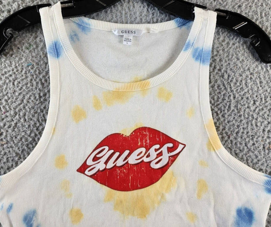 GUESS Lips Logo Tank Top Women's L Pure White Multi Crewneck Sleeveless Pullover
