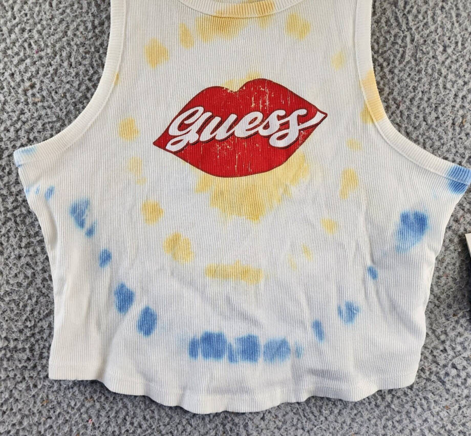 GUESS Lips Logo Tank Top Women's L Pure White Multi Crewneck Sleeveless Pullover