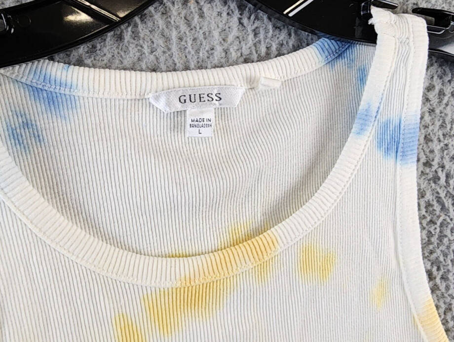 GUESS Lips Logo Tank Top Women's L Pure White Multi Crewneck Sleeveless Pullover
