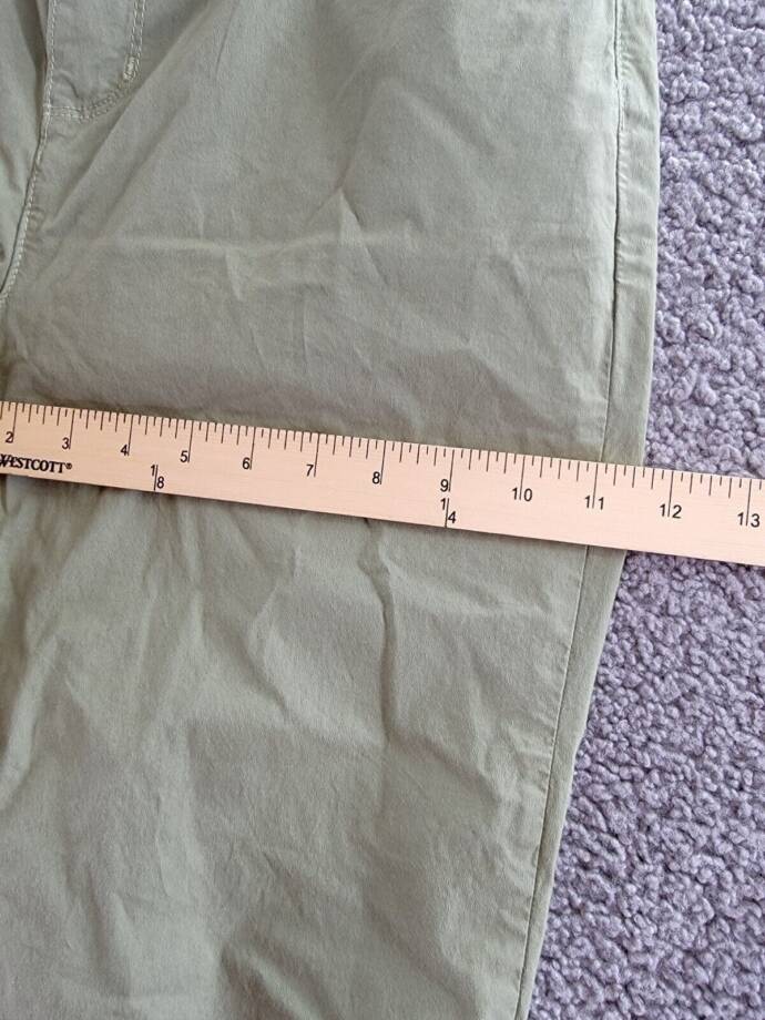 L'AGENCE Mirabel Cropped Flight Pants Women's 26 Soft Army Button Zip Closure