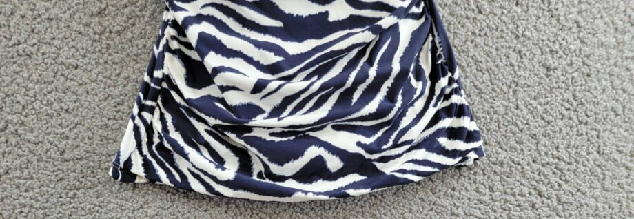 Anne Cole Printed Surplice Tankini Top Women's 32C/34B White/Navy Adjustable