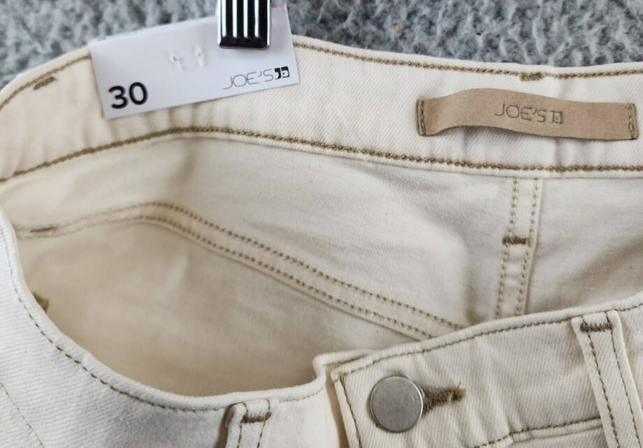 Joe's Jeans The Pleated High Rise Cut-Off Shorts Women's 30 Natural Pockets Zip