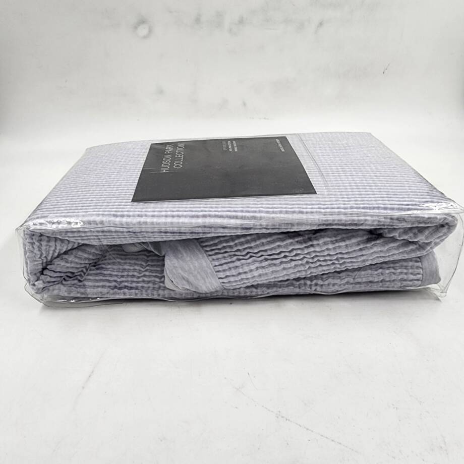 Hudson Park Collection Diffused Geo Euro Pillow Sham 26inx26in Gray Zip Closure+