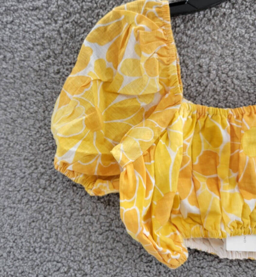 Faithfull the Brand Harlow Floral Print Linen Crop Top Women 8 Marigold Pullover
