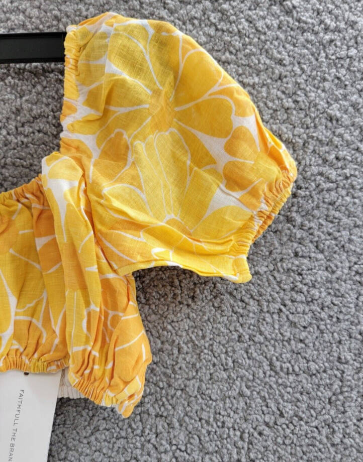Faithfull the Brand Harlow Floral Print Linen Crop Top Women 4 Marigold Pullover