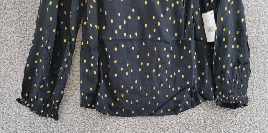 Velvet by Graham & Spencer Krista Metallic Dot Boho Top Women's S Black Pullover