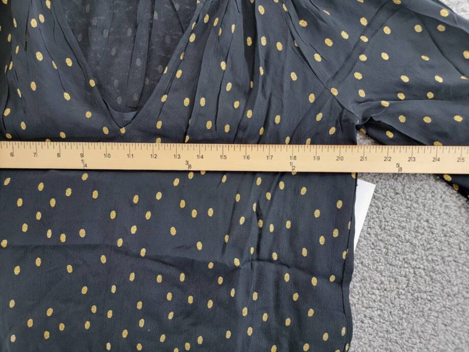 Velvet by Graham & Spencer Krista Metallic Dot Boho Top Women's S Black Pullover
