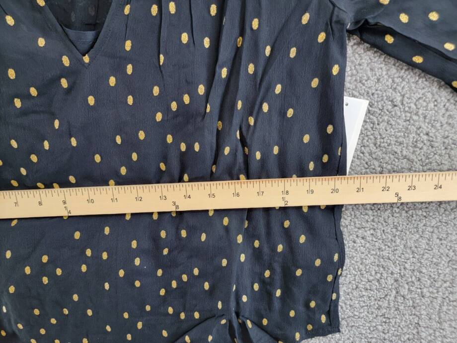 Velvet by Graham & Spencer Krista Metallic Dot Boho Top Women's S Black Pullover