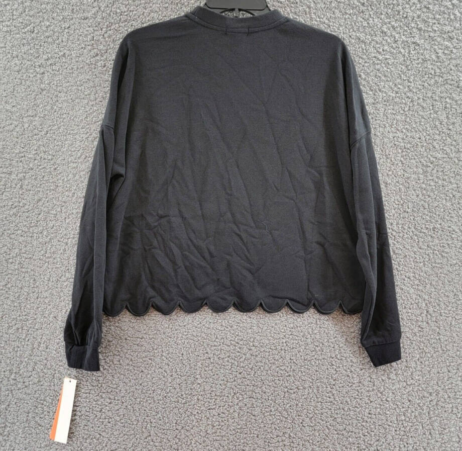 AQUA Athletic Scalloped Sweatshirt Women's M Black Pullover Style Long Sleeve