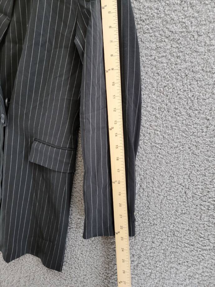 Calvin Klein Pinstripe Belted Jacket Women's 8 Black Flap Pockets Long Sleeve