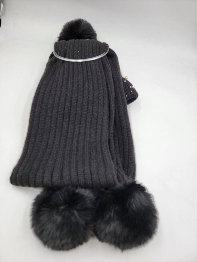 Inmocean Rainbow Sugar Embellished Cuff Hat, Gloves & Scarf Set Big Girls Black~