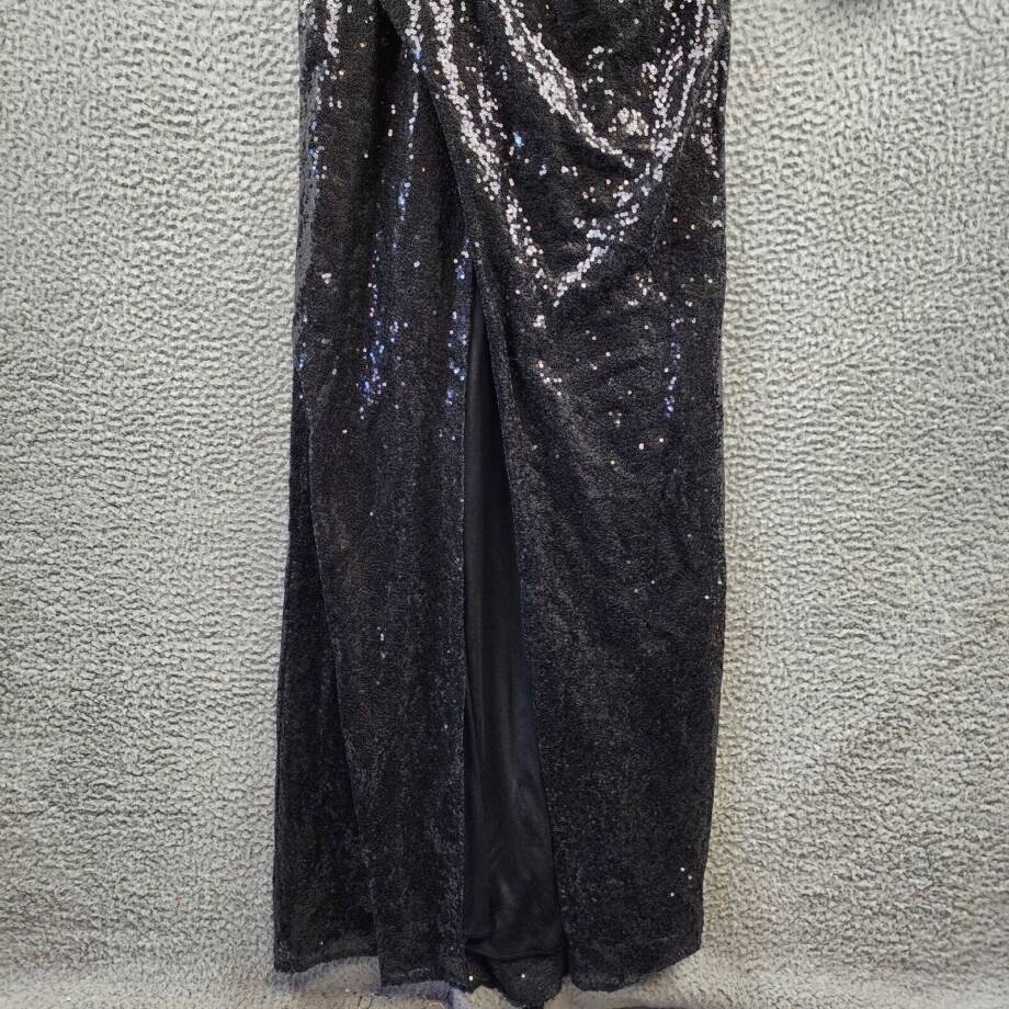 AQUA One Sleeve Sequin Gown Womens 4 Black Round Neck Rosette Detail Zip Closure