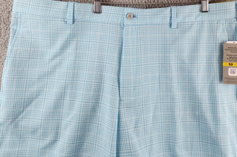 PGA TOUR Regular fit Golf Shorts Men's 44 Aqua Blue Check Side Pocket Button Zip
