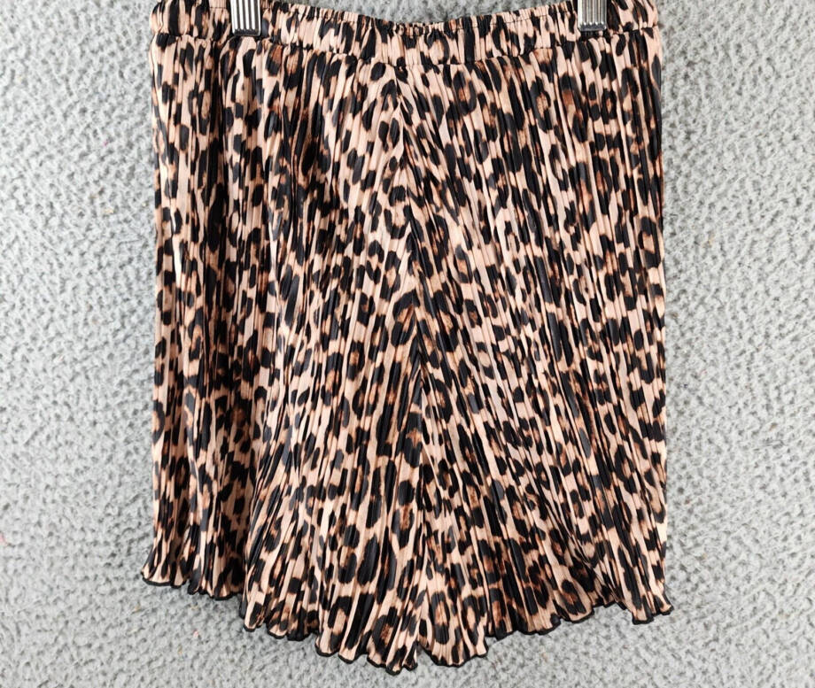 Good American Always Fits Shorts Women's 1/2 Brown Multi Elastic Waist Pull On