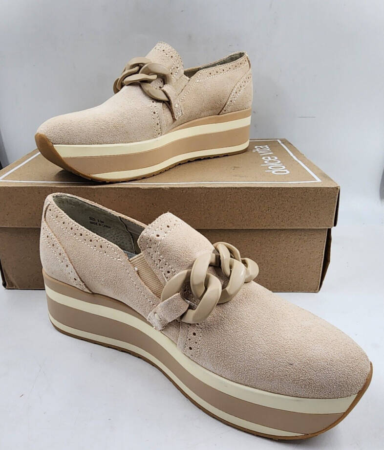 Dolce Vita Jhenee Slip On Chain Sneakers Women's 8.5M Dune Suede Round Toe