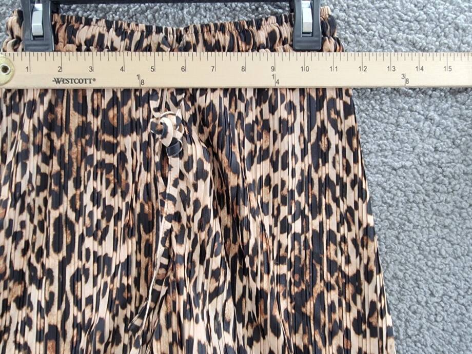 Good American Always Fits Plisse Shorts Women's 00/0 Brown Multi Elastic Waist