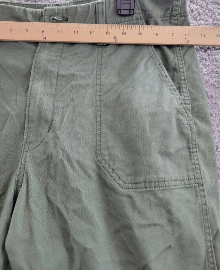 Levi's Surplus High Rise Straight-Leg Pants Women's 32 Green Pockets Button Zip