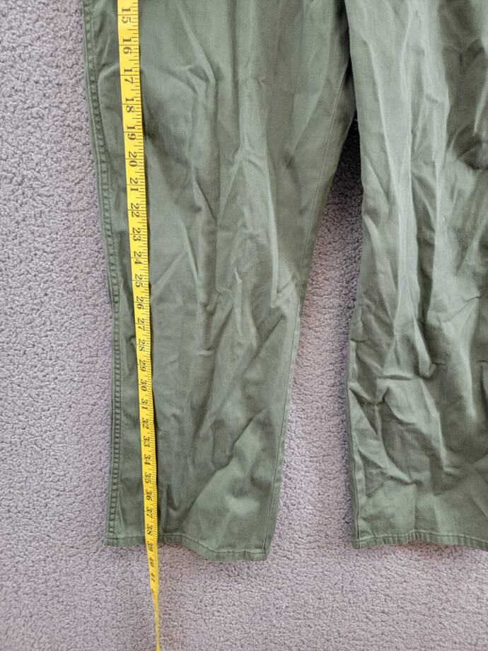 Levi's Surplus High Rise Straight-Leg Pants Women's 32 Green Pockets Button Zip