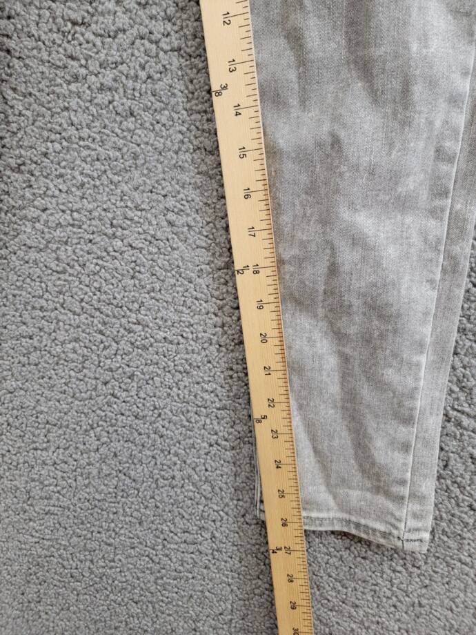 Levi's 721 High-Rise Skinny Jeans Women's 30 Cancel Club Zip Fly Button Closure