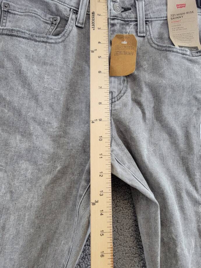 Levi's 721 High-Rise Skinny Jeans Women's 30 Cancel Club Zip Fly Button Closure