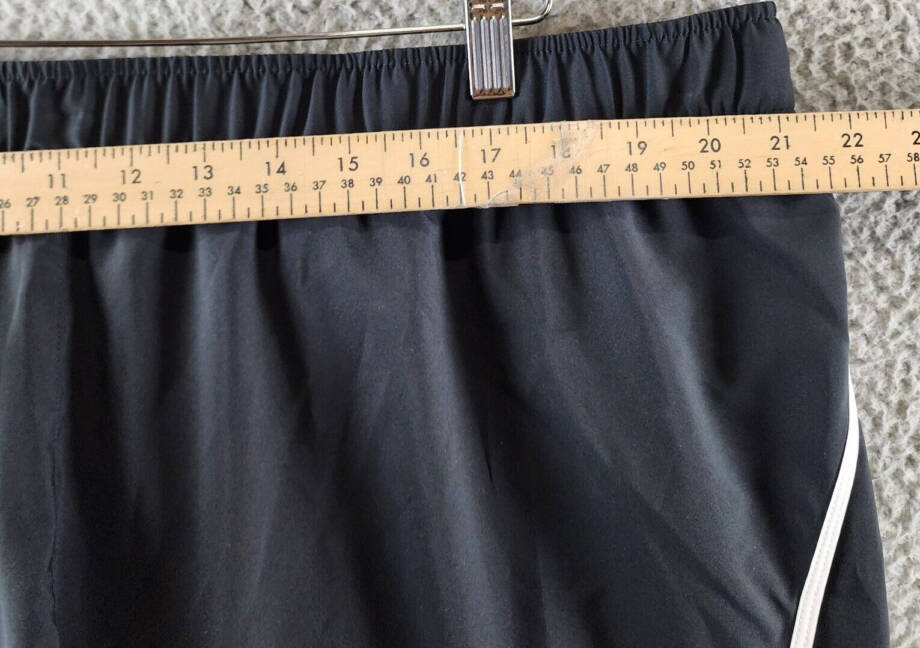 Reebok Plus Size ID Train Woven Shorts Women's 2X/18-20W Night Black/White