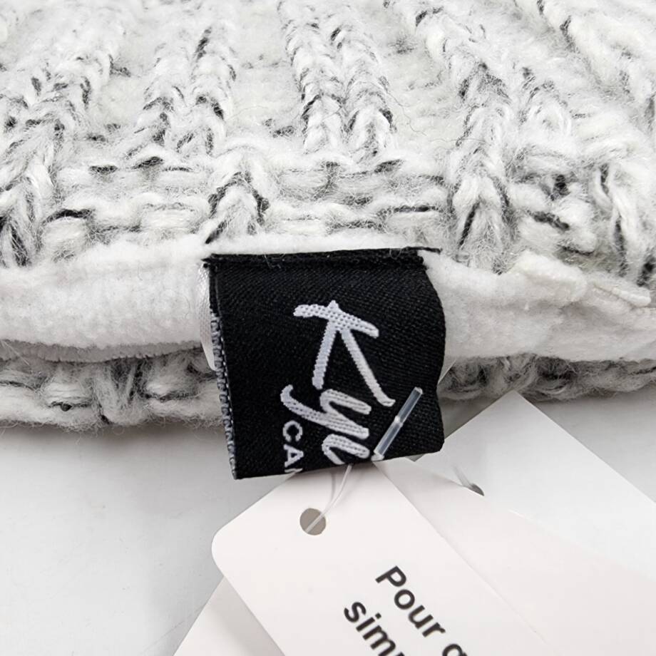 Kyi Kyi Fold-Up Fox Fur Pom Beanie Women's One Size Silver Tight-Knit