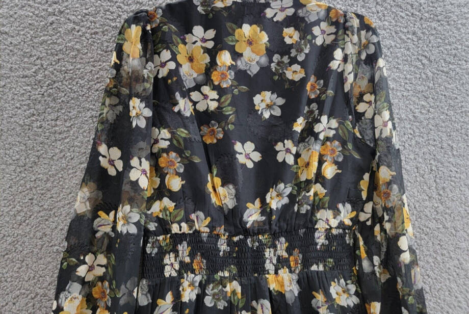 Lucy Paris Dallas Floral Smocked-Waist Tie-Neck Dress Women's M Black Multi L/S