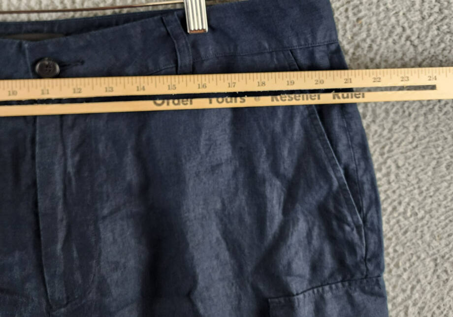 Vince Garment-Dyed Hemp Cargo Shorts Men's 38 Coastal Blue Button Zip Closure