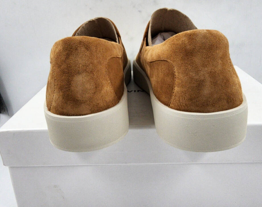 Vince Ginelle Sneakers Women's 10M Tan Elastic Gores Round Toe Slip On Style~