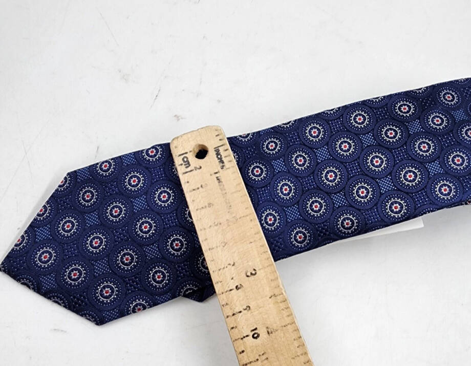 The Men's Store at Bloomingdale's Large Medallion Silk Classic Tie Men's 8 Navy