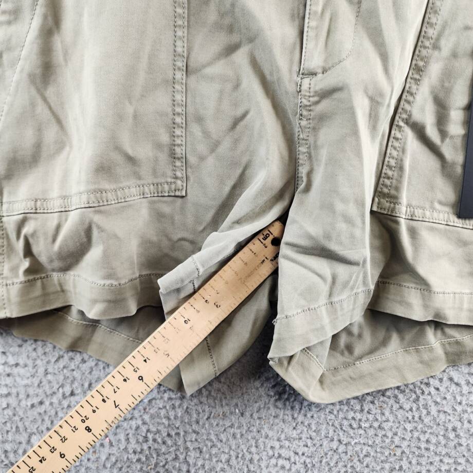 Liverpool Los Angeles Mid Rise Utility Shorts Women's 16/33 Pewter Green Zip Fly