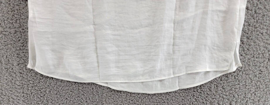 VINCE CAMUTO Lace Cap Sleeve Top Women's S White Crew Neck Button Back Closure
