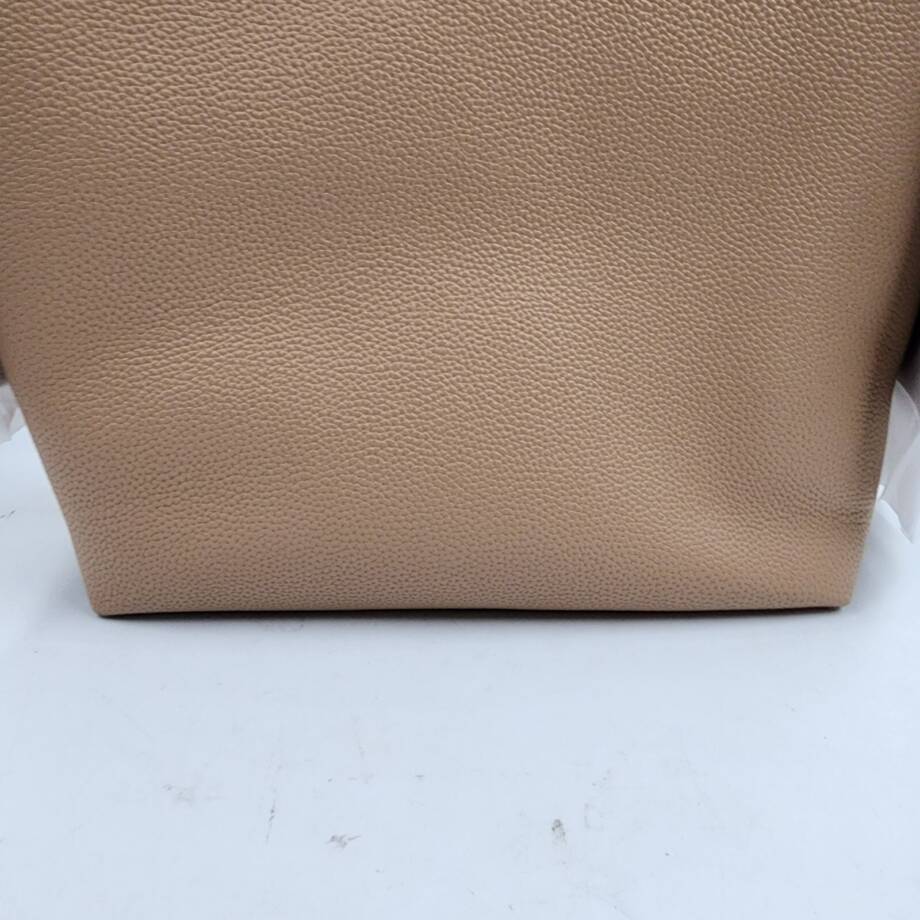 LIKE DREAMS Desert Dreamer Tote Bag Women's Light Taupe Magnetic Snap Closure