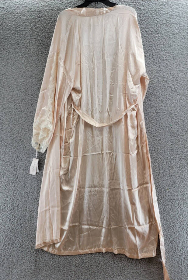 Linea Donatella Luxe Brides Blush Lingerie Robe Women's L/XL Bisque Long Sleeve